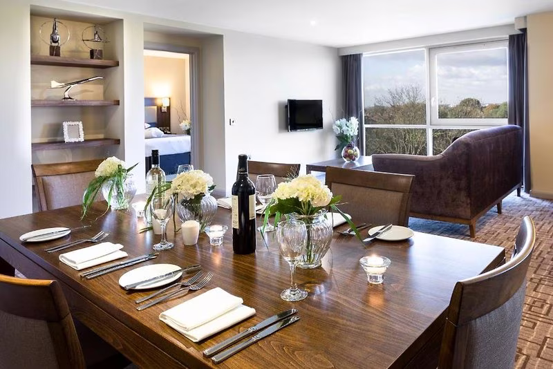 23975435B0D55FEE6E30C64F1EE44FAF
