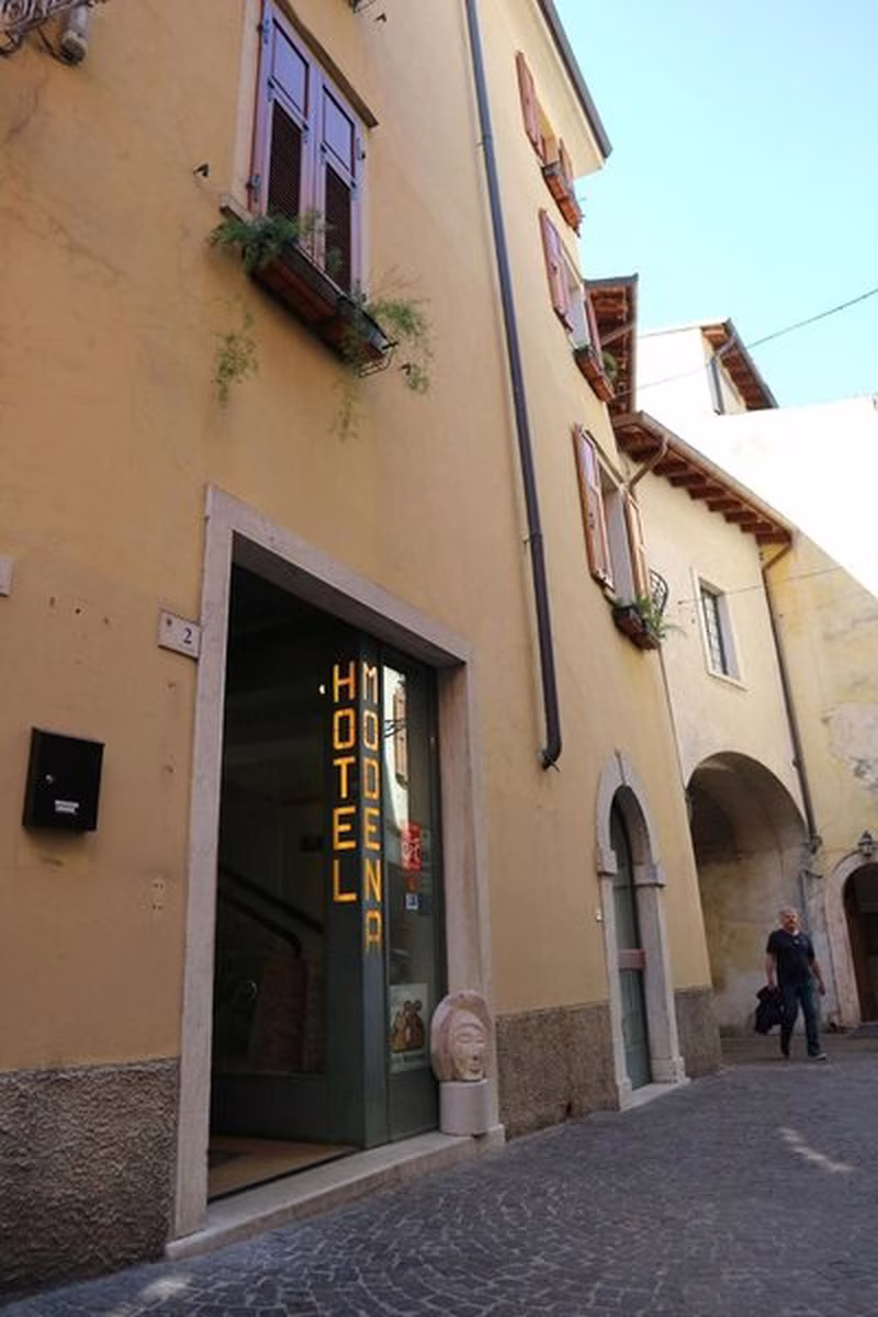 758B9F7826AF5C0A053620AADC8167D6