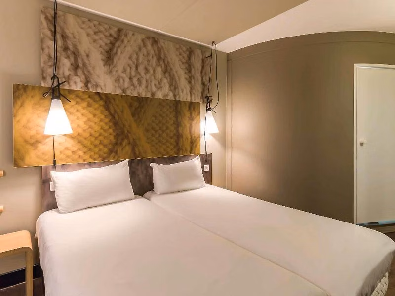 ibis Amsterdam City West