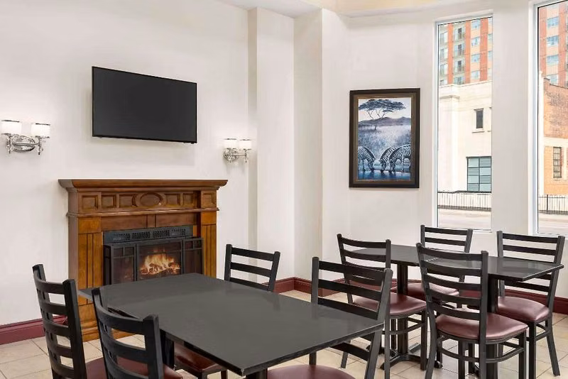 E723AD6710845944C6FBC480B0B8B0F1