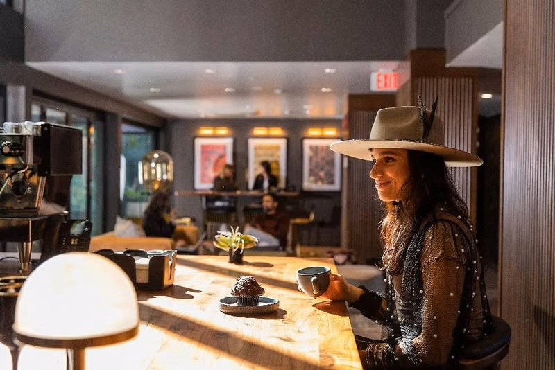 4B904A3674CB96B69AE1D5DD379D3756