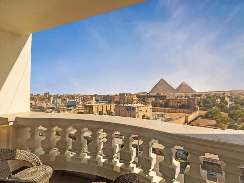 Pyramids Yard Hotel