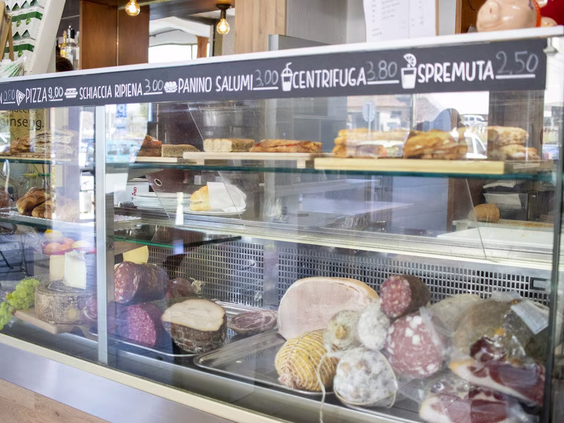 4F49AB46EE06A4E6988EF72D050ACDDA