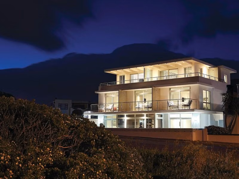 One Marine Drive Boutique Hotel