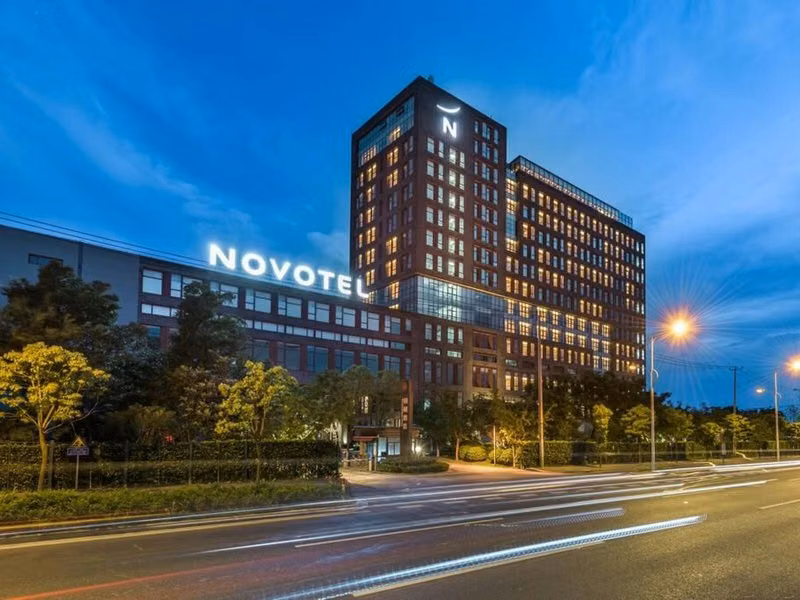 Novotel Shanghai Clover