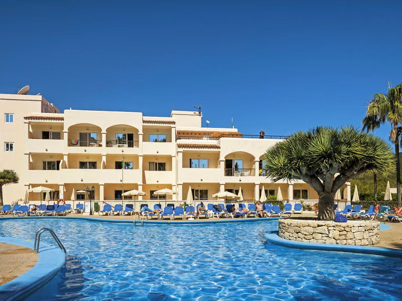 Invisa Figueral Resort - Cala Blanca