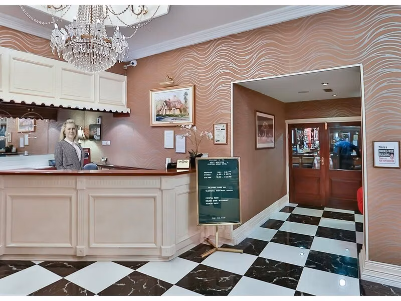 Eviston House Hotel