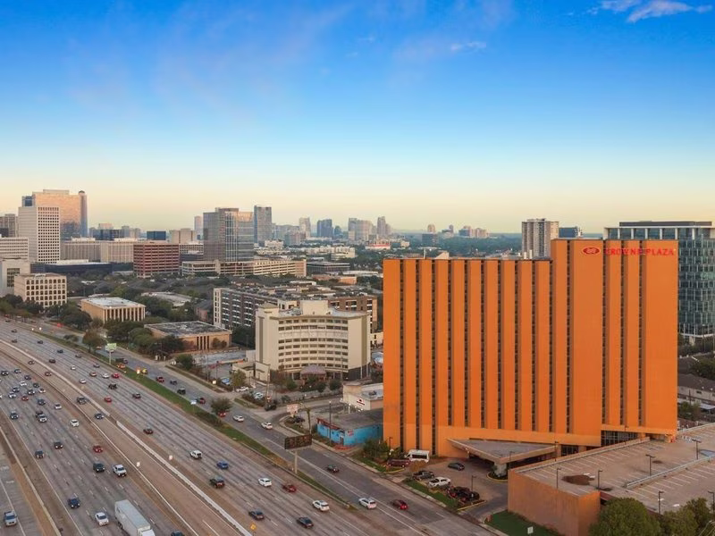 Crowne Plaza Houston River Oaks