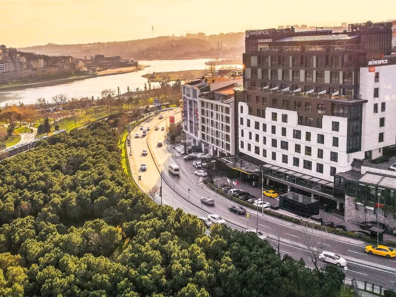 E274F00A7108FEC1EFE678E2F65A43B1