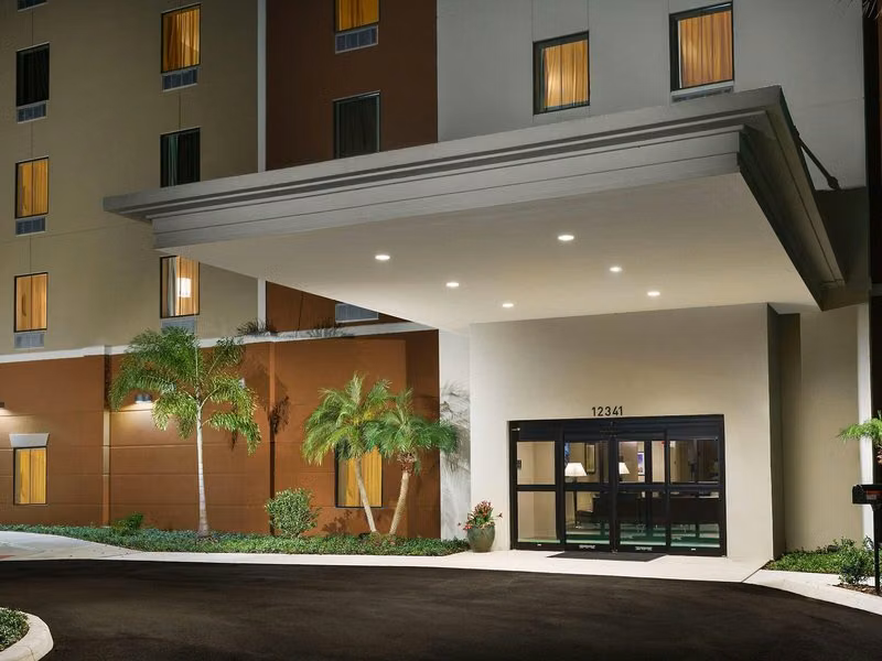 Candlewood Suites Orlando - Lake Buena Vista