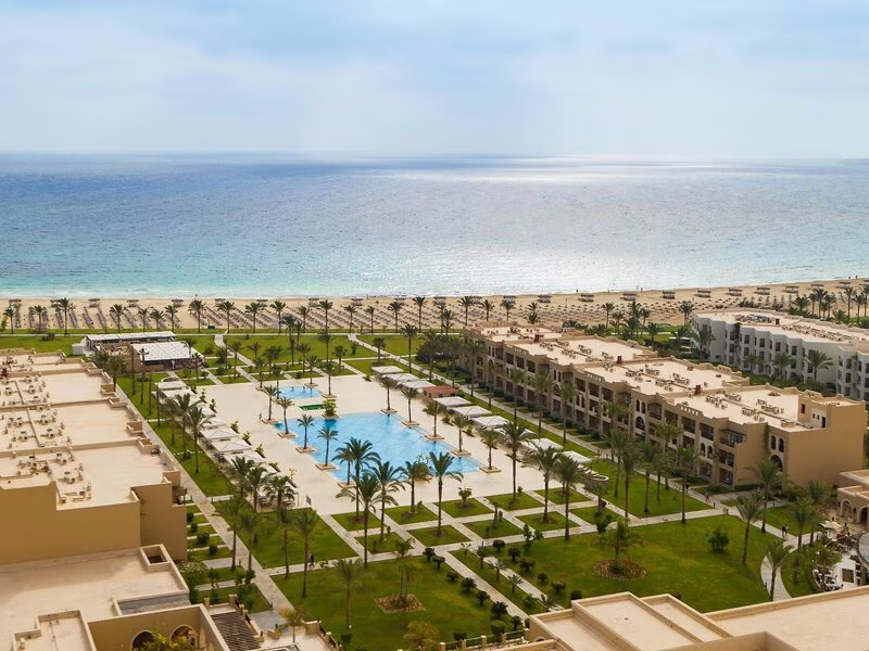 Jaz Oriental, Almaza Bay
