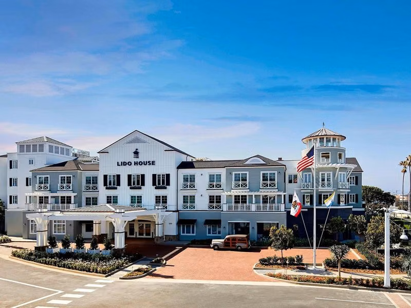 Lido House Autograph Collection