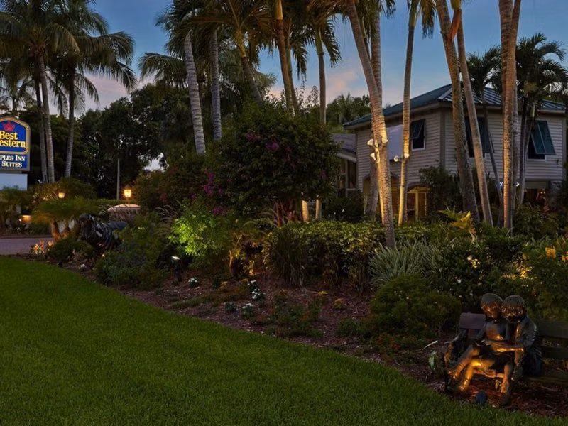 Best Western Naples Inn & Suites