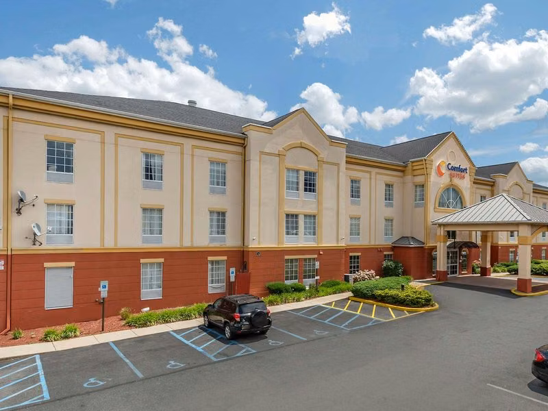 Comfort Suites Newark