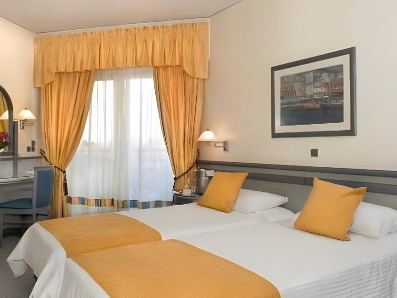 Emmantina Hotel