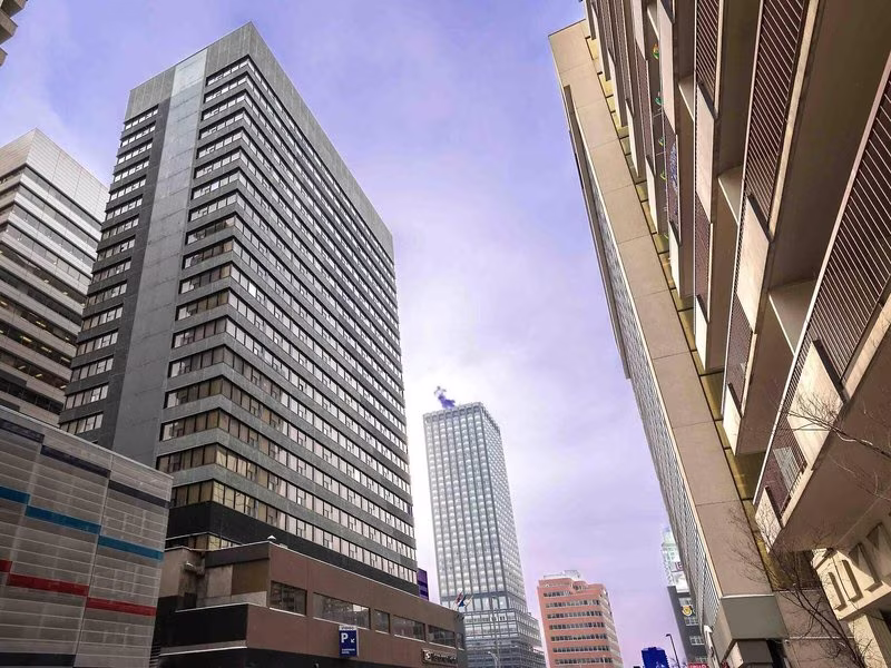 Sandman Signature Calgary Downtown Hotel
