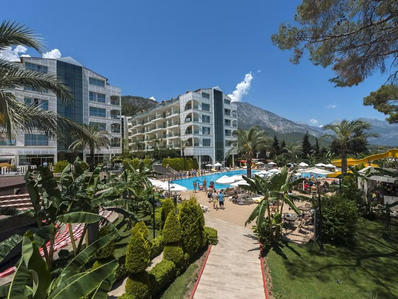 Grand Ring Hotel