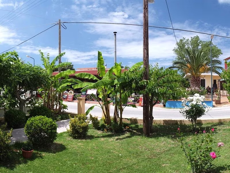 Toulas Apartments
