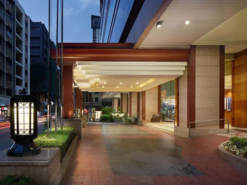 Sheraton Manila Bay