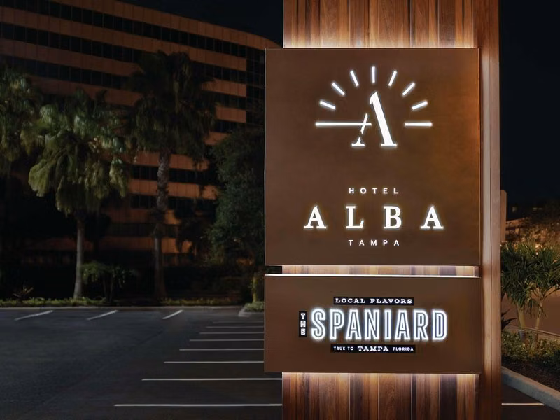 Hotel Alba Tampa