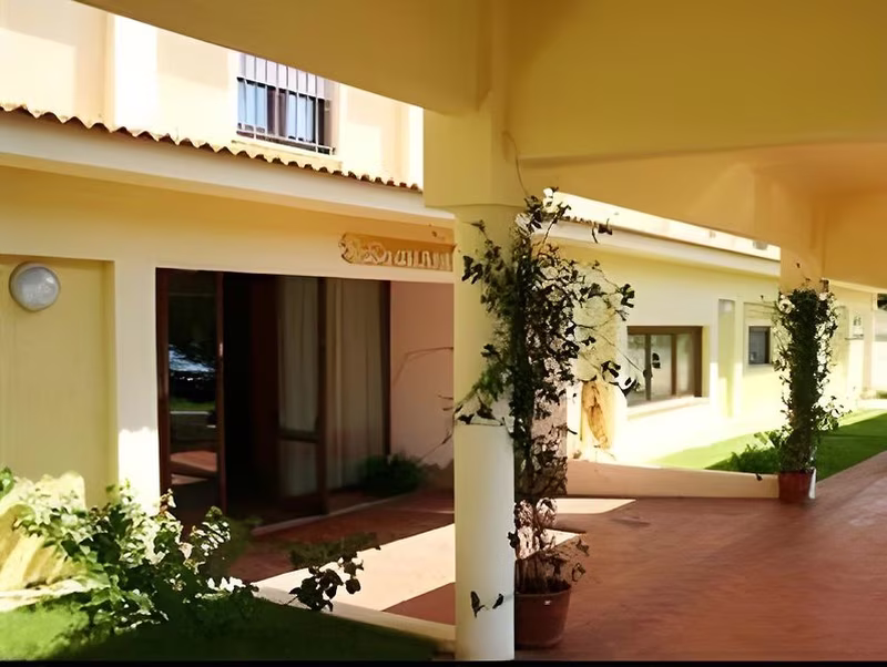 B1148DE2BD8A4403DA6F798C151397BC