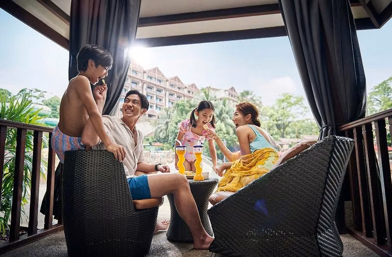 Resorts World Sentosa - Equarius Hotel