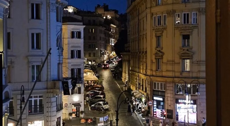 Giuturna Boutique Hotel
