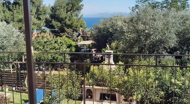Maria Apartments