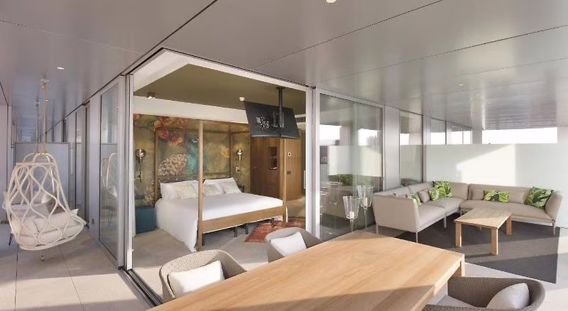 SB Glow Hotel