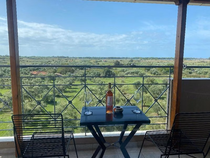 Kaiafas Lake Hotel