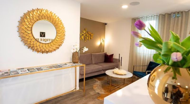 V Boutique Hotel