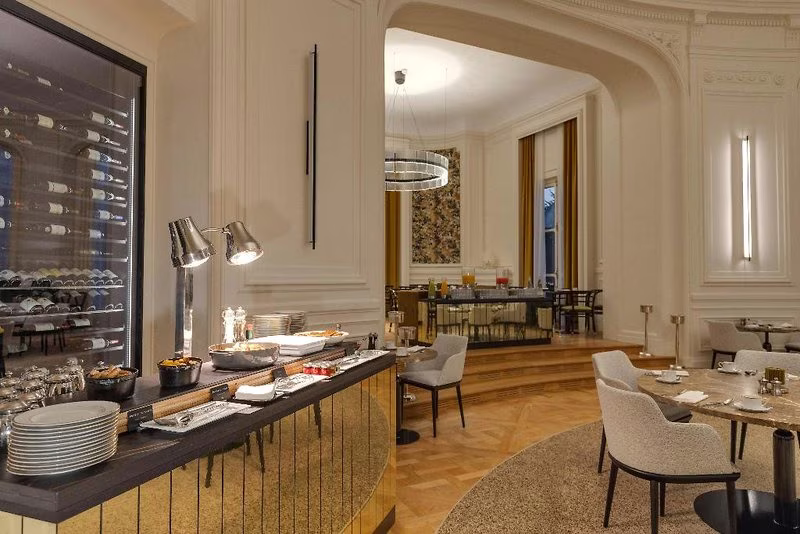 InterContinental Chantilly Chateau Mont Royal by IHG