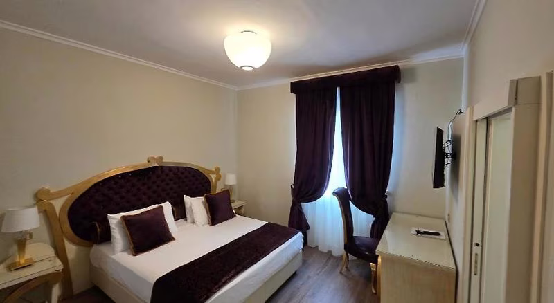 33EC0826DF4B6837634E6E5297400DE7