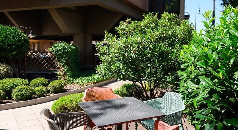 ibis Budapest Heroes Square