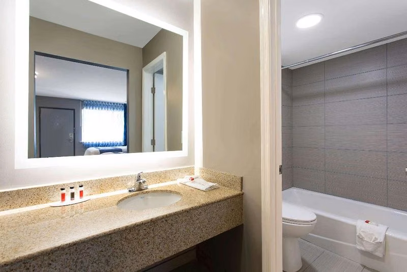 E4C86A33B3BEF8642E971F99CC2A1F0B