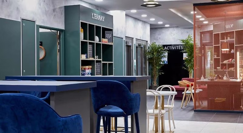 Aparthotel Adagio Suresnes Longchamp