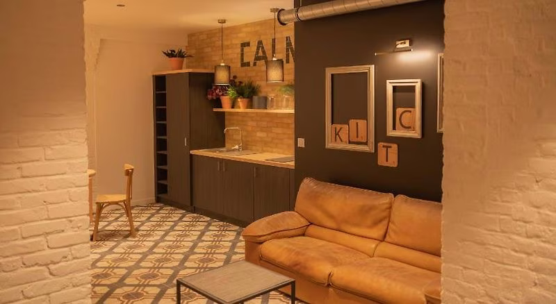 EE7B0DEAE6B192178B983A8C1794599C