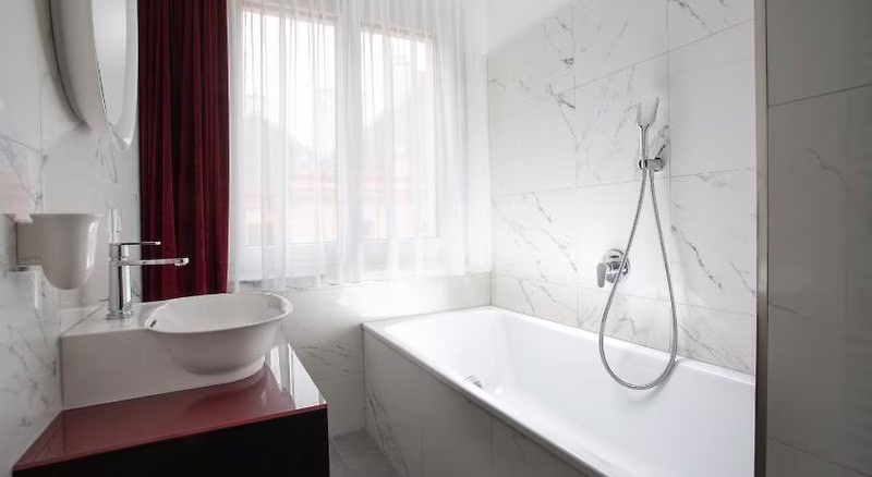 BD325FA5D99FE6E9841C7CA9CBA99FF5