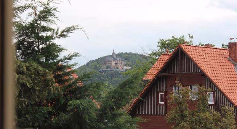 DDE51E3FB689CA9AA4CBBD9EBCD5E17B