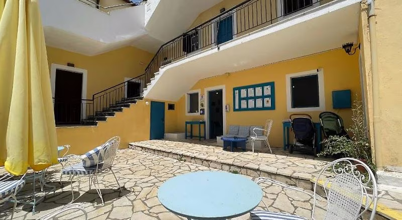 Sunflower Apartments & Studios