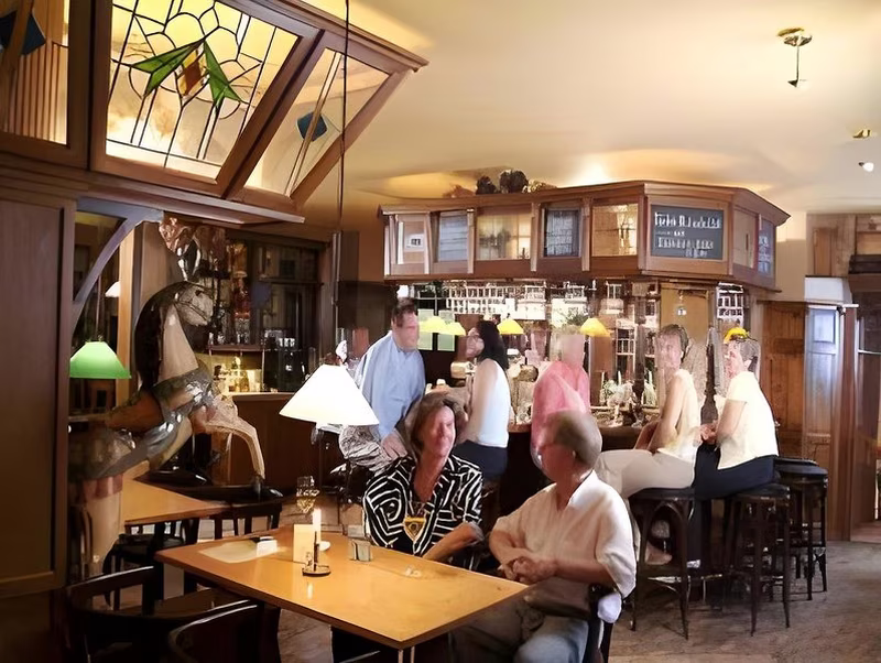 499FE1B5F38C942CED28EDA90C778334