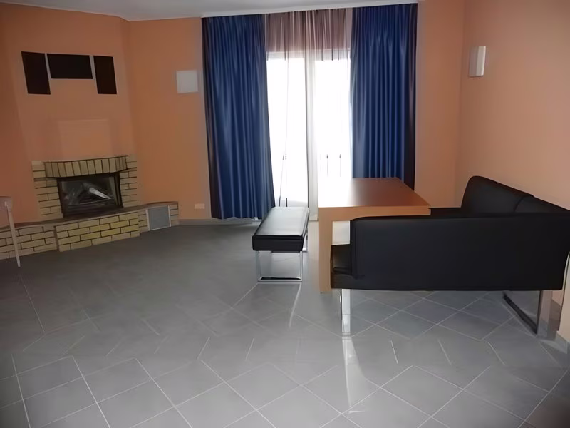 0AF80DDD9ADCDCB1B3F4627F8CEDF013