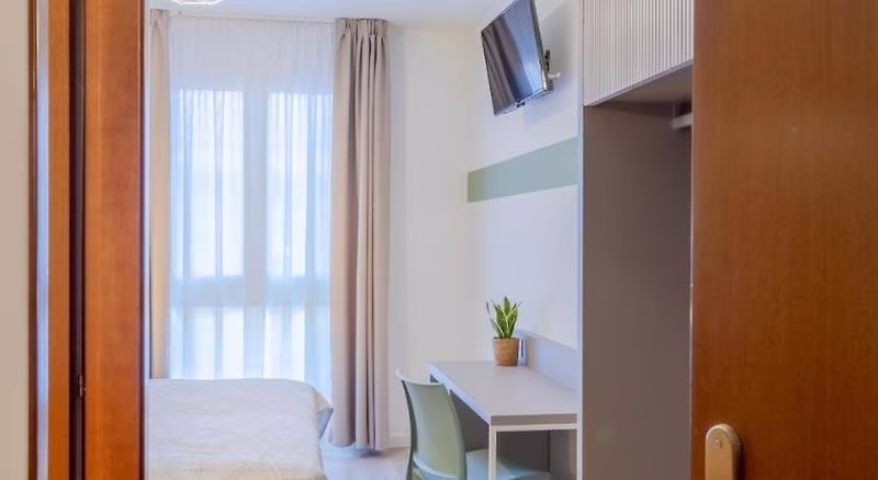 3E0694EC770552AED0F6CC75421E6DD4