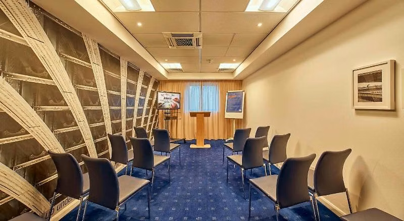 Holiday Inn Express Stratford