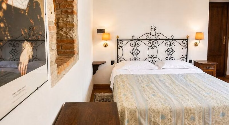 9561036EFBE300F0F10CBE9153189C51