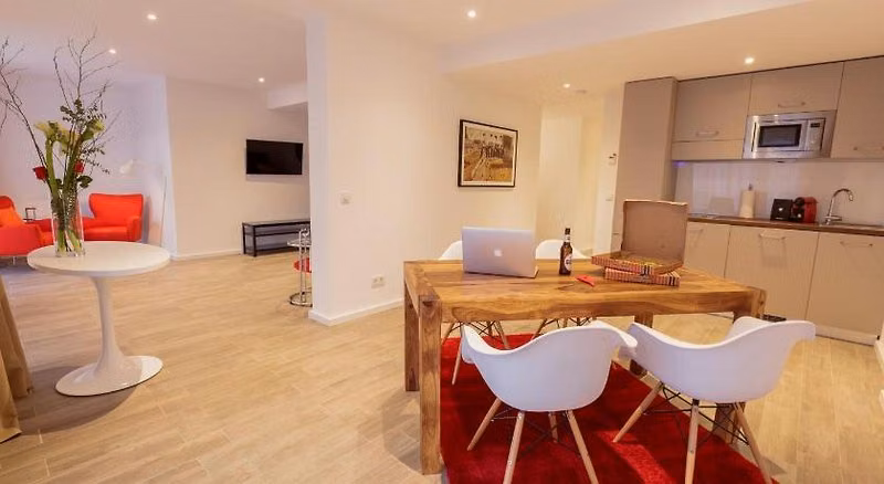 360 degree apartment