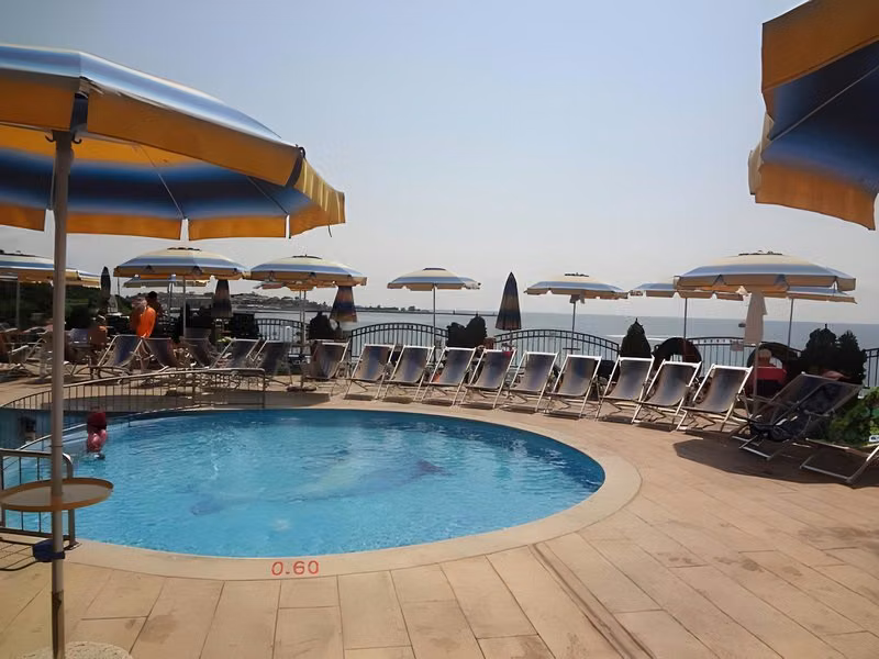 1A117DDB33E5E7752D1854CE1AED5EE6