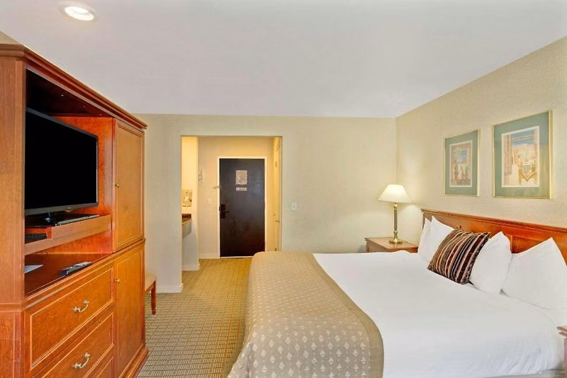 Ramada by Wyndham Draper
