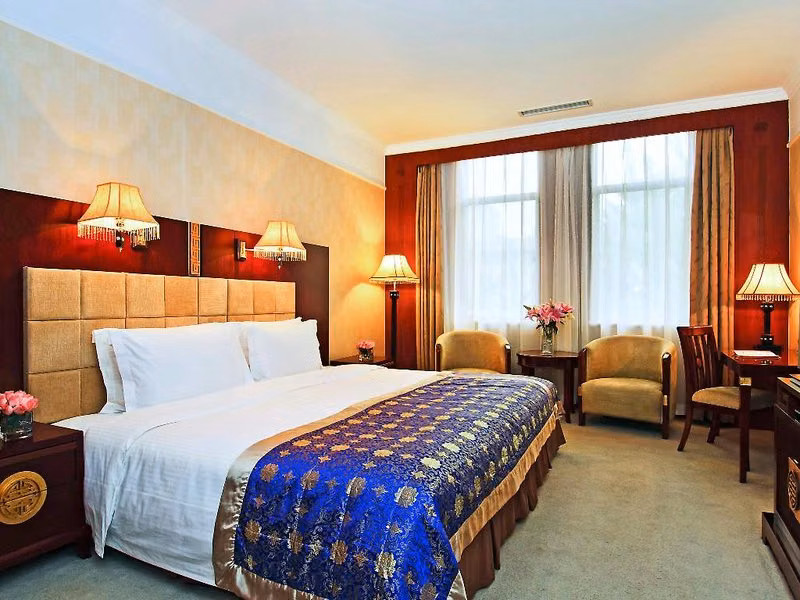 Grand Mercure Xian on Renmin Square