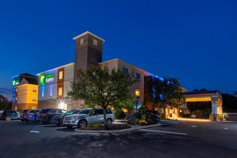 Holiday Inn Express & Suites Absecon-Atlantic City Area by IHG